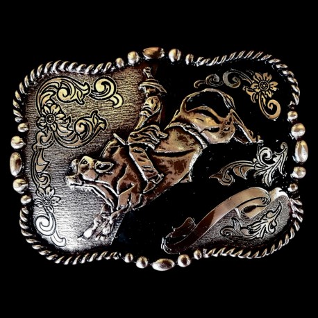 FIVELA BIG MONTARIA EM TOURO - CÓD. 521